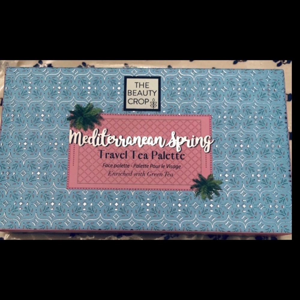 New Travel Tea Face Palette - Mediterranean Sp⌠- Picture 9 of 9